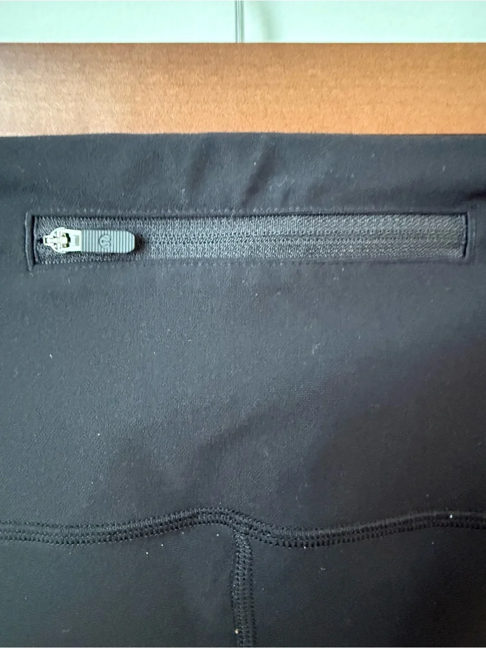 Lululemon Zoned In Tight 27” Black Size 2